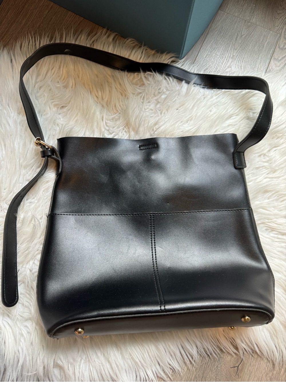 Black Minimalist Leather Bucket Hobo Bag with Adjustable Strap